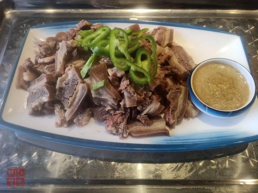 “首届晋州特色小吃”“晋州老字号”娄记驴肉馆